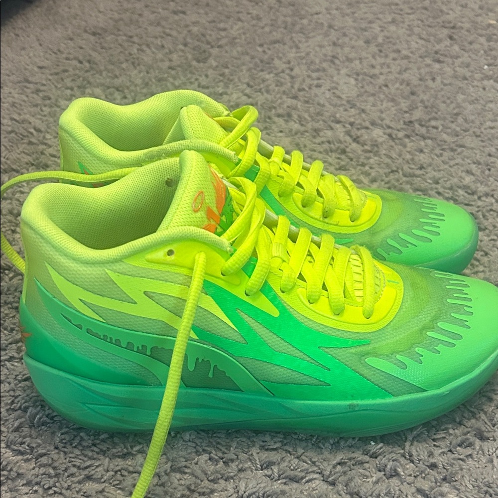 Puma Neon Green Sneakers